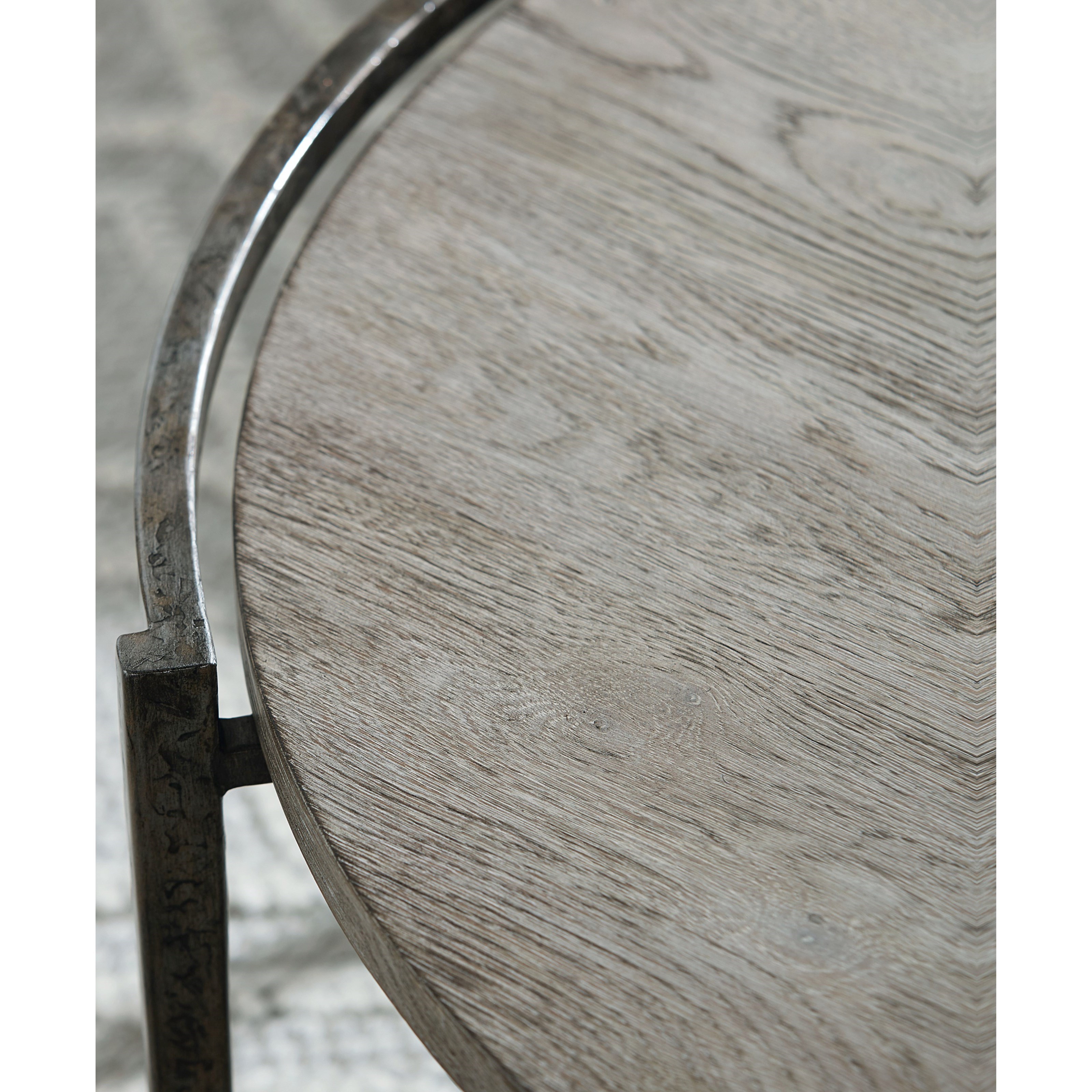 Bassett Chelsea Pier 65520605 Contemporary Round Cocktail Table with